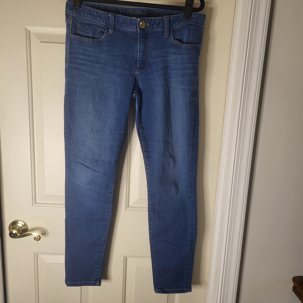 Banana Republic Women's Skinny Jeans in Blue - 29